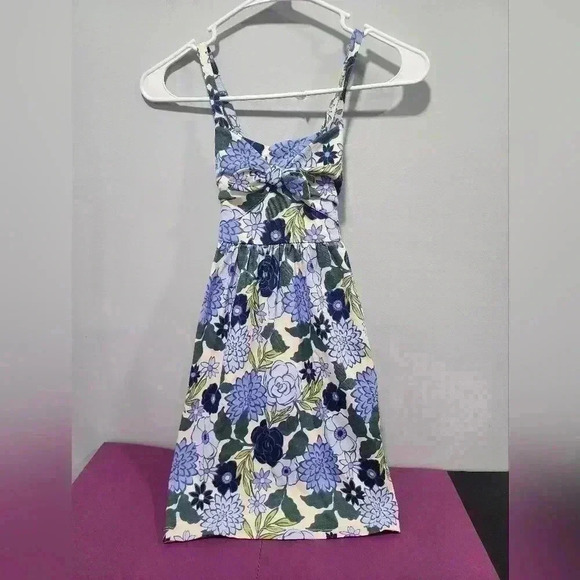Tommy Bahama Other - Tommy Bahama Sleeveless Blue Floral Elastic Waist Flare Dress Girls Size 6 NEW
